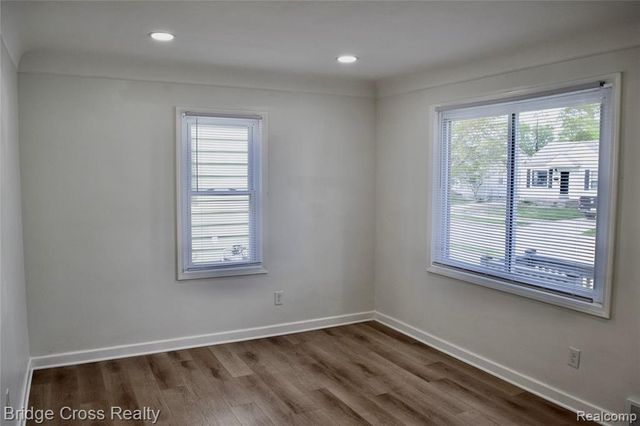 25515 Culver Street, Saint Clair Shores, MI 48081