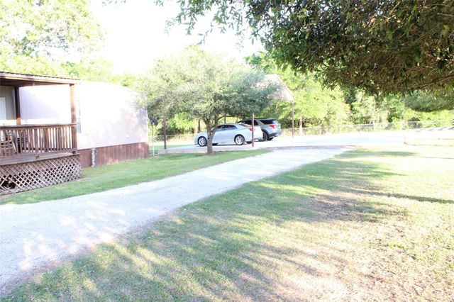 644 Fm 2679 Road, Brenham, TX 77833