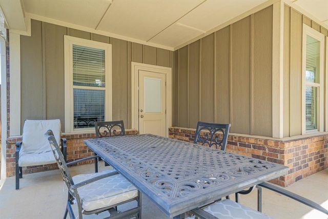 2931 Meadow Brook Trail, Tyler, TX 75701