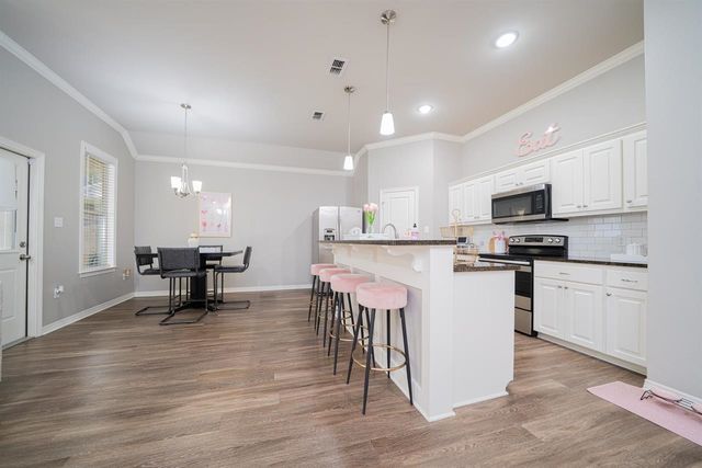 2931 Meadow Brook Trail, Tyler, TX 75701