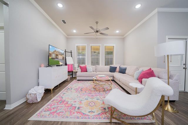 2931 Meadow Brook Trail, Tyler, TX 75701