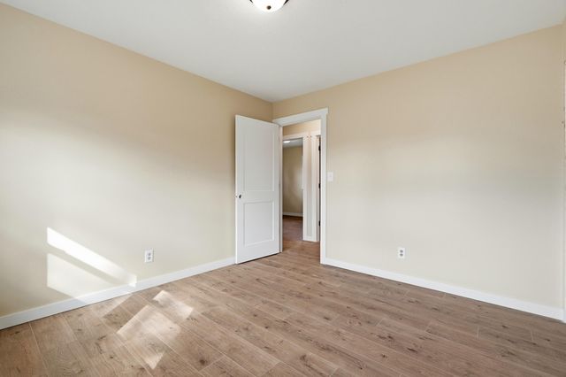 503 S Forest Court, Springfield, MO 65806