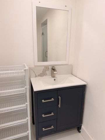 860 NW 171st Street b, Miami Gardens, FL 33169