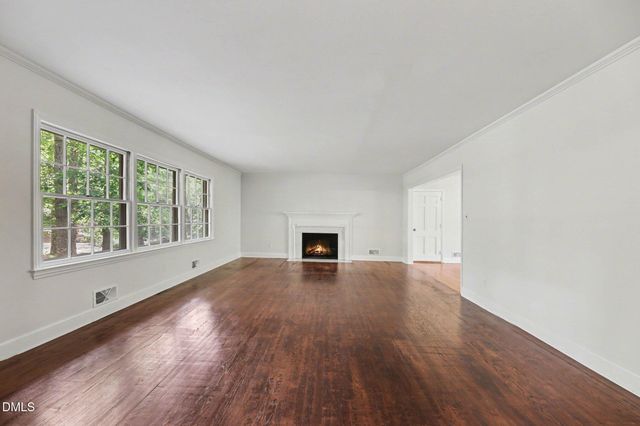 518 W Elk Street, Siler City, NC 27344