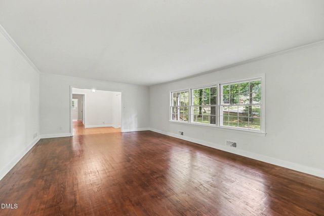 518 W Elk Street, Siler City, NC 27344