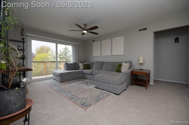 806 Bloomfield Village Boulevard H, Auburn Hills, MI 48326