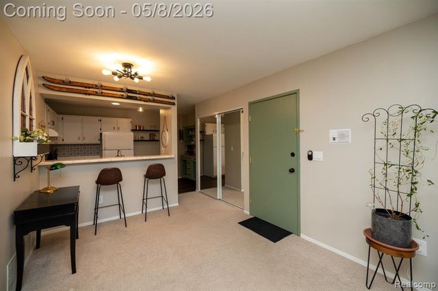 806 Bloomfield Village Boulevard H, Auburn Hills, MI 48326