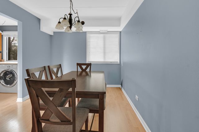 6335 175th Street 2S, Tinley Park, IL 60477