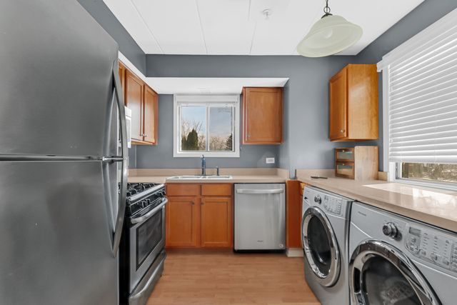 6335 175th Street 2S, Tinley Park, IL 60477