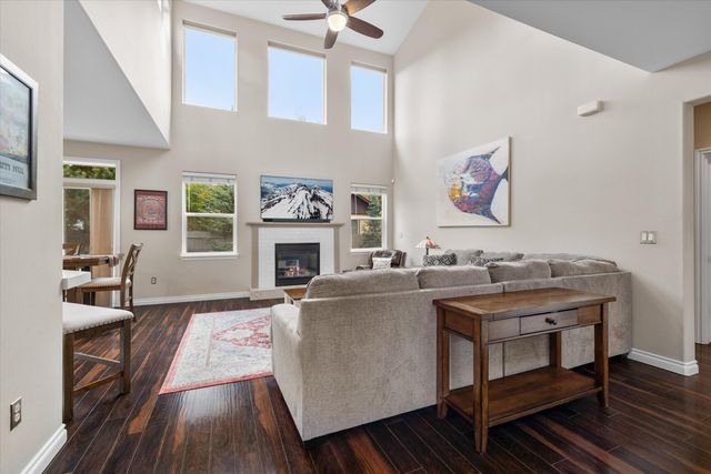 19557 Sager Loop, Bend, OR 97702