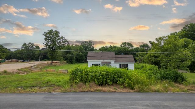 1102 Katy Street, Lancaster, TX 75146