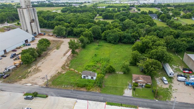 1102 Katy Street, Lancaster, TX 75146