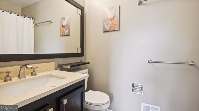 6312 CHIMNEY WOOD CT, Alexandria, VA 22306