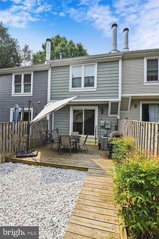 6312 CHIMNEY WOOD CT, Alexandria, VA 22306