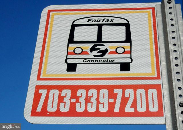 6312 CHIMNEY WOOD CT, Alexandria, VA 22306