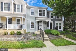 6312 CHIMNEY WOOD CT, Alexandria, VA 22306
