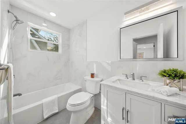 162 Sylvan Avenue, Leonia, NJ 07605