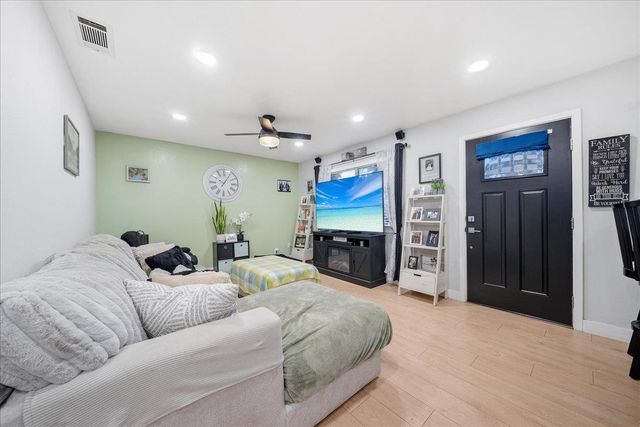 6945 Black Duck Way, Sacramento, CA 95842