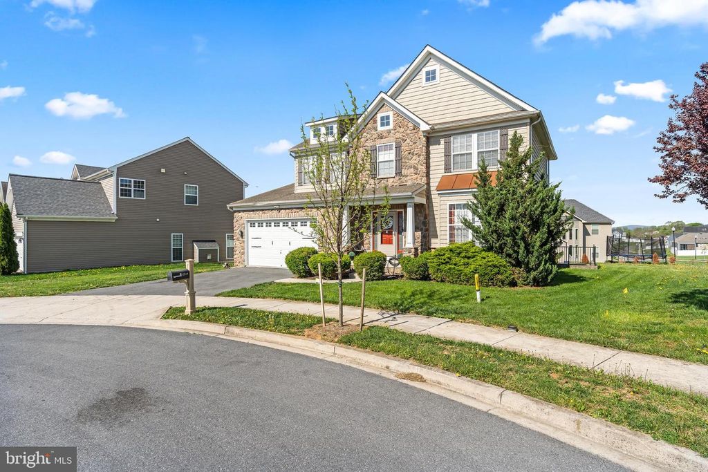 12514 OLIVINE CT, Hagerstown, MD 21740