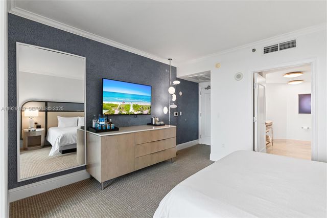 4401 Collins Ave 2517, Miami Beach, FL 33140