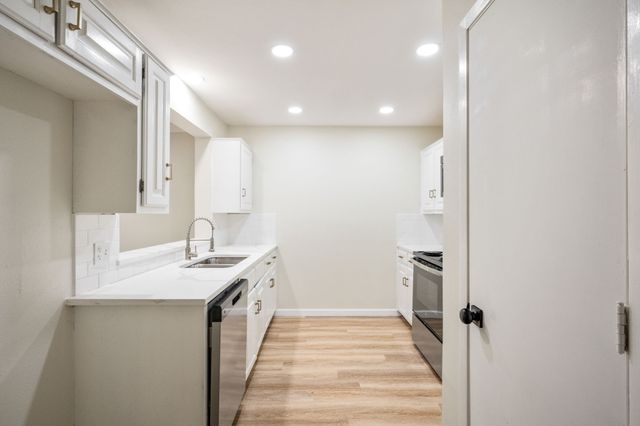 6702 E Northwest Highway, Dallas, TX 75231