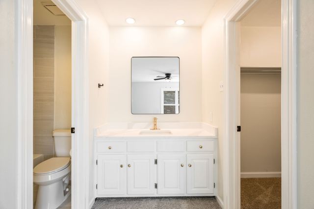 6702 E Northwest Highway, Dallas, TX 75231