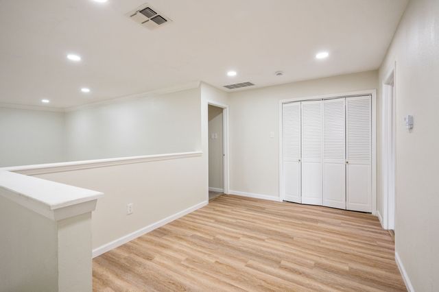 6702 E Northwest Highway, Dallas, TX 75231