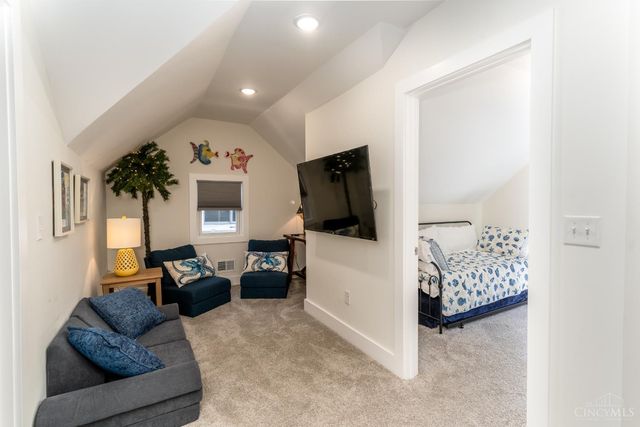 1361 Burdette Avenue, Cincinnati, OH 45206