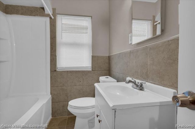 12660 Grandmont Avenue, Detroit, MI 48227