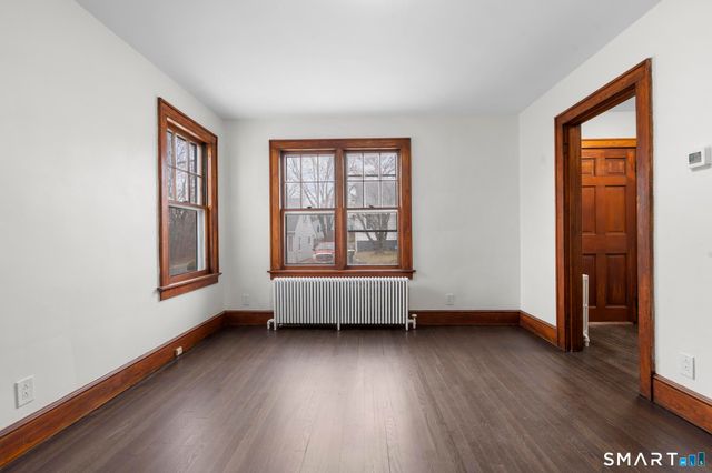 37 Byrneside Avenue, Waterbury, CT 06704