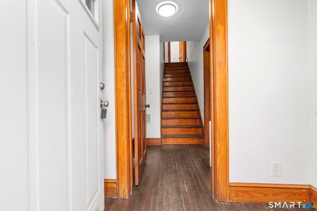37 Byrneside Avenue, Waterbury, CT 06704
