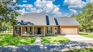 37 Thomas Rd, Greenbrier, AR 72058