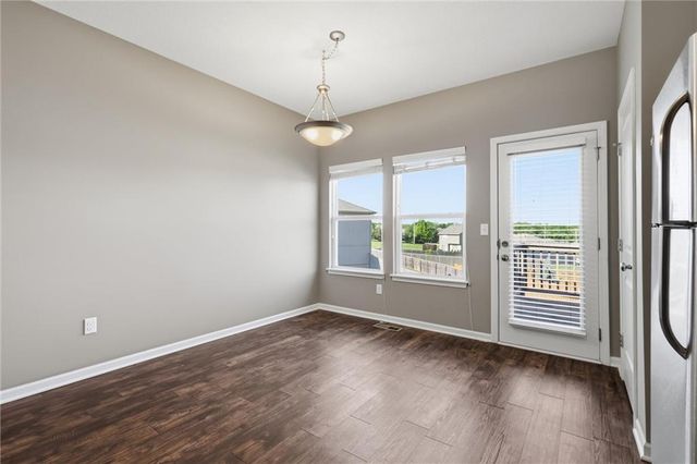 25949 W 142nd Court, Olathe, KS 66061