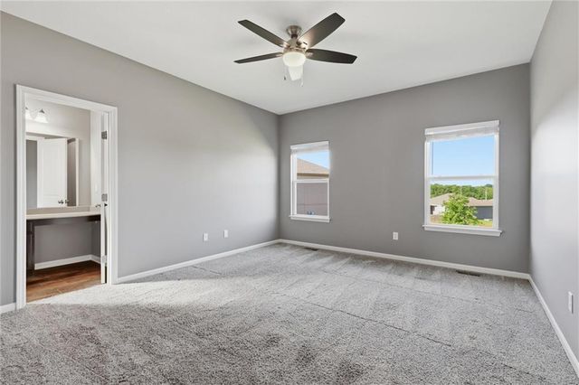 25949 W 142nd Court, Olathe, KS 66061
