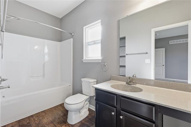25949 W 142nd Court, Olathe, KS 66061
