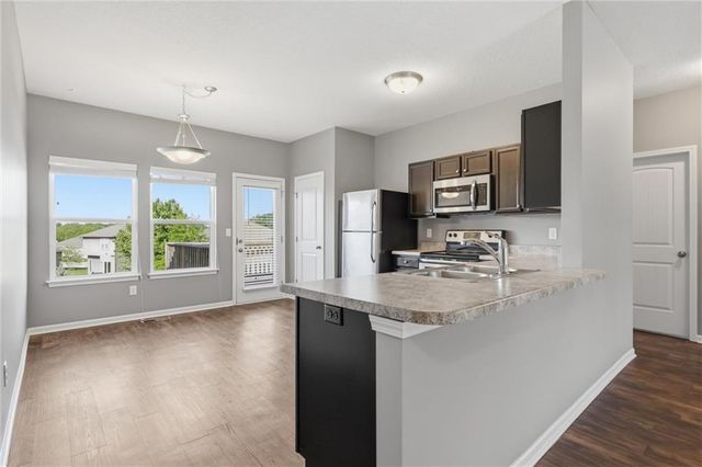 25949 W 142nd Court, Olathe, KS 66061