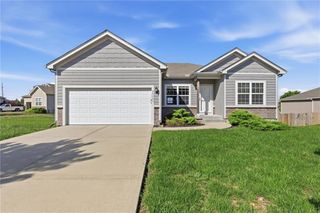 25949 W 142nd Court, Olathe, KS 66061