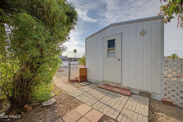8646 E DULCIANA Avenue, Mesa, AZ 85208
