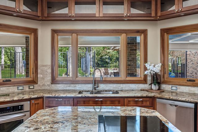 3812 Valley View Lane, Flower Mound, TX 75022