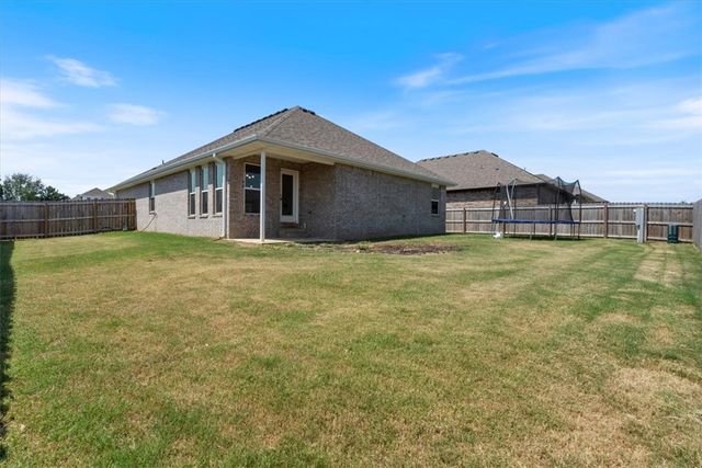 5298 Clear Springs Avenue, Springdale, AR 72762