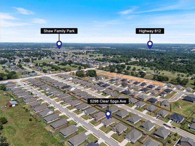 5298 Clear Springs Avenue, Springdale, AR 72762