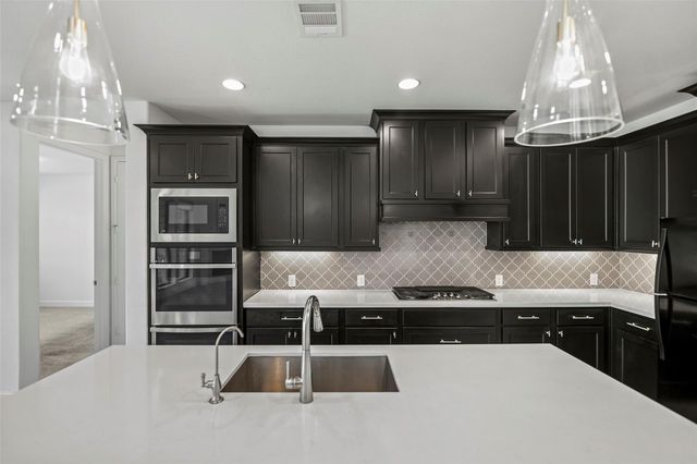 28946 Parker Ridge Drive, Katy, TX 77494