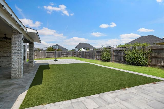 28946 Parker Ridge Drive, Katy, TX 77494