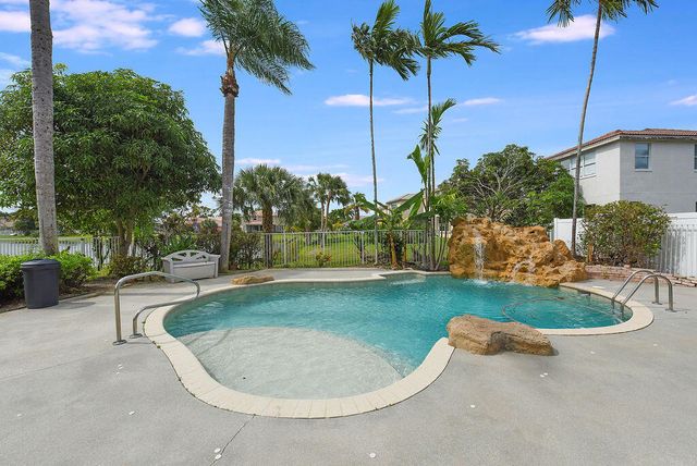 7259 Norwich Lane, Boynton Beach, FL 33436
