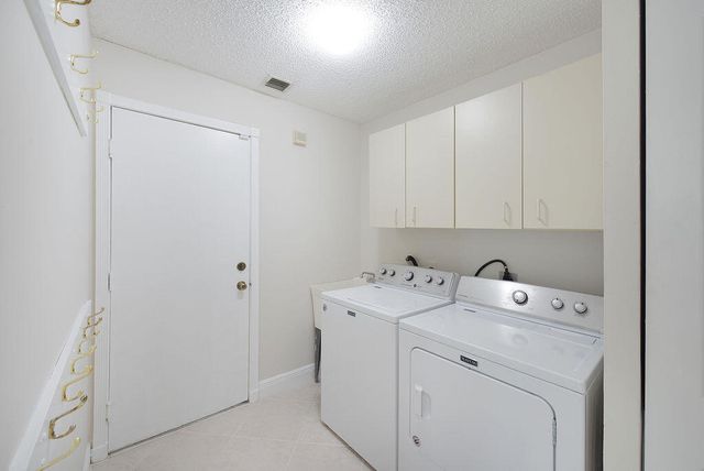 7259 Norwich Lane, Boynton Beach, FL 33436