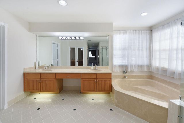 7259 Norwich Lane, Boynton Beach, FL 33436