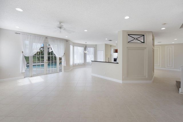 7259 Norwich Lane, Boynton Beach, FL 33436