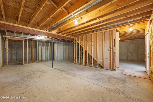 7203 Wynde Manor Ct, Louisville, KY 40228