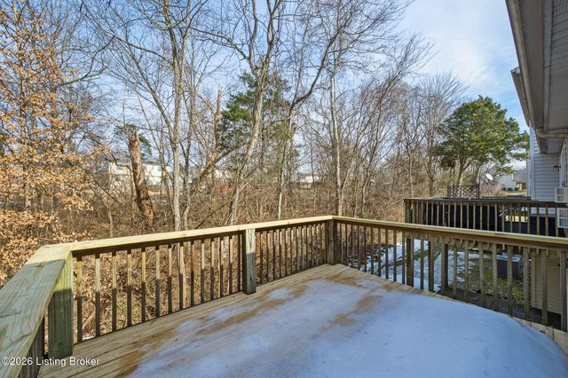 7203 Wynde Manor Ct, Louisville, KY 40228