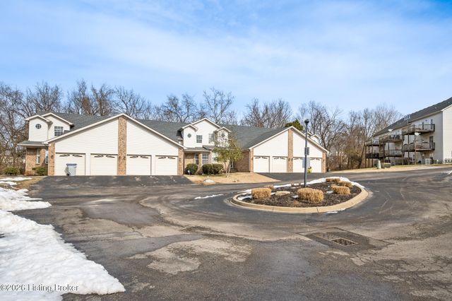 7203 Wynde Manor Ct, Louisville, KY 40228